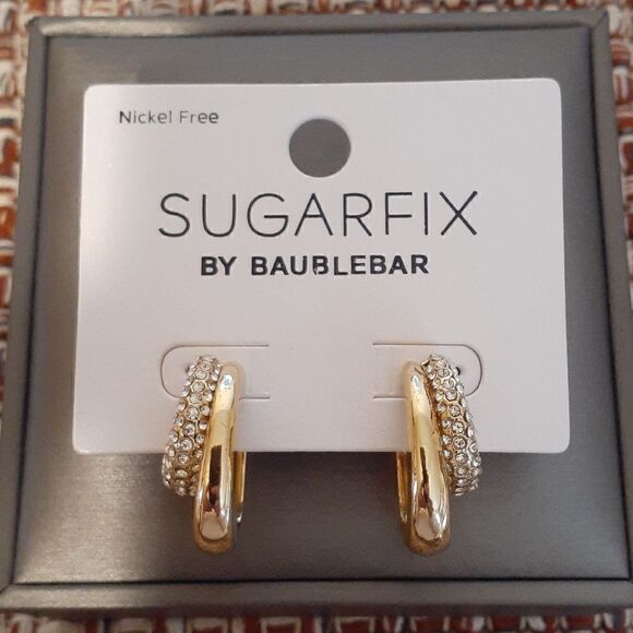 New Double Post Earrings Nickle Free New With Tags Goldtone - Picture 1 of 4